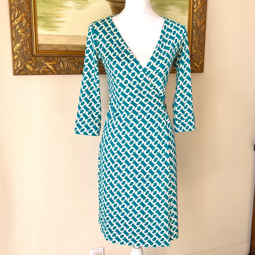Diane Von Furstenberg New Julian Two Teal Chain Link Silk Wrap Dress SZ 2
